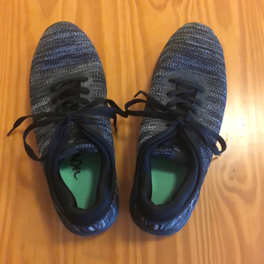Woman’s champions size 7 1/2